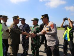 Kapolres Lhokseumawe Sambut Kedatangan Mendagri Tito Karnavian di Bandara Malikussaleh