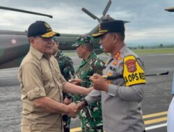 Sambut Menko Polhukam, Kapolres Lhokseumawe Dampingi Peninjauan Pengungsi dan Lokasi Terdampak Banjir