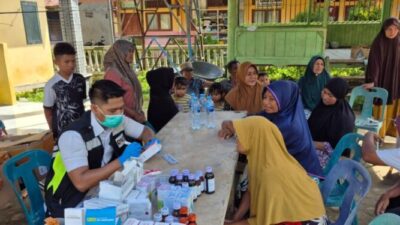 Pengobatan Gratis, Polres Lhokseumawe Layani Kesehatan Pengungsi di Posko Bluka Teubai