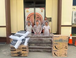 Personel Polres Lhokseumawe Terdampak Banjir Terima Bantuan Alat Rumah Tangga Dari Kapolda Aceh