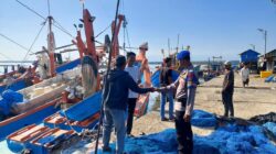 Sat Polairud Polres Lhokseumawe Gelar Patroli Dialogis di Pesisir Pantai Pusong Lama