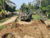 TNI Rampungkan Perbaikan Jalan dan Parit di Blang Peuria, Akses Warga Kembali Normal