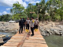 Kapolres Lhokseumawe Pastikan Jembatan Darurat yang Dibangun Polri di Riseh Tunong–Cot Calang Sudah Bisa Dilintasi