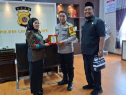 Ketua DPRK Aceh Tengah Fitriana Mugie Apresiasi Kapolres Lhokseumawe atas Bantuan Kemanusiaan Pasca Banjir
