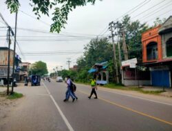 Polsek Syamtalira Bayu Laksanakan Strong Point Pagi untuk Kelancaran Arus Lalu Lintas
