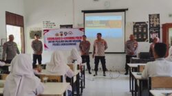 Sat Binmas Polres Lhokseumawe Sosialisasikan E-Learning Polri Mengajar di SMA 01 Dewantara
