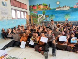 Mahasiswa STIK-PTIK Angkatan 83 Gelar Trauma Healing bagi Korban Banjir di Muara Batu