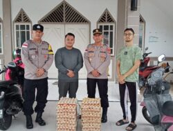 Di Bulan Ramadhan, Kapolres Lhokseumawe Tambah Bantuan Telur untuk Warga Pusong Lama