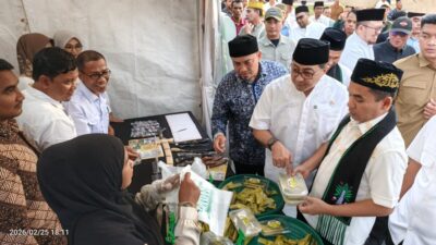 Buka Bazar Ramadan di Lhokseumawe, Menteri Pariwisata dan Ekonomi Kreatif Apresiasi Potensi UMKM Lokal