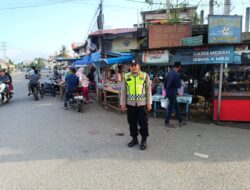 Polsek Muara Dua Laksanakan Pengamanan dan Pengaturan Lalin Jelang Berbuka di Simpang Elak dan Kandang