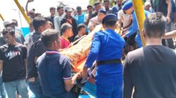 ABK Kapal Nelayan Meninggal di Selat Malaka, Sat Polairud Polres Lhokseumawe Bantu Evakuasi Jenazah