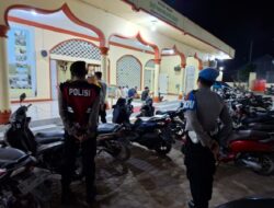 Jaga Kekhusyukan Tarawih, Polres Lhokseumawe Gelar Patroli Terpadu di Sejumlah Masjid