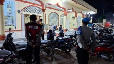Jaga Kekhusyukan Tarawih, Polres Lhokseumawe Gelar Patroli Terpadu di Sejumlah Masjid