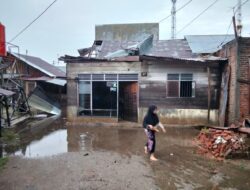 Polisi Imbau Warga Waspada Cuaca Ekstrem, Hujan Lebat dan Puting Beliung Rusak Rumah di Lhokseumawe