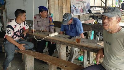 Patroli Dialogis Sat Pol Airud Polres Lhokseumawe, Imbau Nelayan Waspada Cuaca dan Jaga Kebersihan