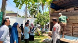 Polisi Kawal Penyaluran Beras dan Minyak Goreng untuk Warga Blang Mangat