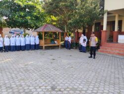 Bhabinkamtibmas Jadi Pembina Upacara di SMPN 3 Meurah Mulia, Edukasi Siswa Jauhi Narkoba dan Kenakalan Remaja