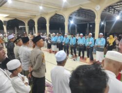 Kapolsek Syamtalira Bayu Lepas 14 Jamaah Haji, Suasana Haru Iringi Keberangkatan ke Banda Aceh