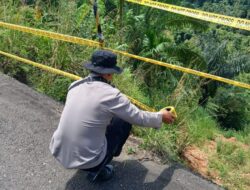 Polisi Pasang Rambu Rawan Kecelakaan di Jalan KKA Bener Meriah, Pengendara Diminta Waspada