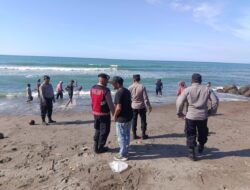 Polres Lhokseumawe Gelar Pengamanan dan Patroli di Pantai Ujong Blang, Wisatawan Diimbau Utamakan Keselamatan