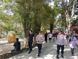 Polisi Hadir di Tengah Libur Idul Adha, Pengunjung Water Boom Mangat Ceria Berwisata dengan Aman dan Nyaman