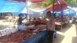Sambangi Pasar Batuphat Timur, Polsek Muara Satu Perkuat Kamtibmas Lewat Patroli Dialogis