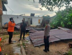 Polisi Datangi Lokasi Puting Beliung di Blang Mangat, Data Kerusakan Rumah dan Kedai Warga