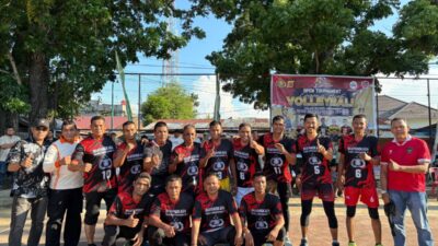 Taklukkan Legend Siwah Blang, Polres Lhokseumawe Kunci Tiket Semifinal Turnamen Voli Legends