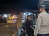 Polisi Sambangi Warga Saat Patroli Malam, Perkuat Kemitraan Jaga Kamtibmas di Meurah Mulia