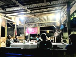 Patroli Dialogis Polsek Sawang Sasar Lokasi Keramaian, Cegah Gangguan Kamtibmas pada Malam Hari