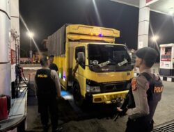 Patroli Perintis Presisi Amankan SPBU pada Malam Hari, Polres Lhokseumawe Jaga Keamanan dan Kenyamanan Masyarakat