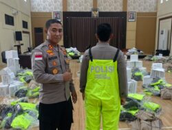 Kapolres Lhokseumawe Serahkan 1.692 Perlengkapan Lapangan kepada Personel untuk Dukung Kinerja Optimal