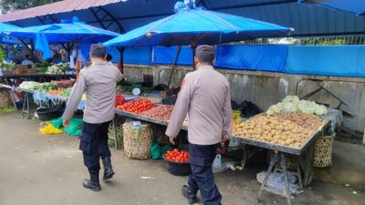 Ciptakan Pasar yang Aman dan Nyaman, Polsek Muara Satu Gencarkan Patroli Dialogis
