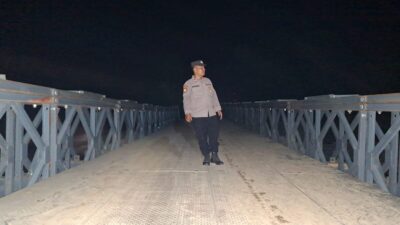 Patroli Dialogis Polsek Sawang Sambangi Huntara dan Jembatan Bailey, Wujudkan Kamtibmas yang Kondusif