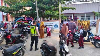 Kapolsek Meurah Mulia : Pengaturan Lalu Lintas Pagi Prioritaskan Keselamatan Pelajar dan Kelancaran Aktivitas Warga