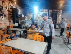 Patroli Malam Polsek Muara Dua Perkuat Harkamtibmas, Warga Diajak Jaga Keamanan Lingkungan