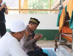 Kapolres Lhokseumawe Silaturahmi ke Dayah Cahaya Permata, Ziarah Makam Ulama Kharismatik Abu Piah Pulo Rungkom