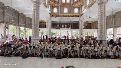 PT Ribath Madina Wisata Berangkatkan 59 Jemaah Umrah Kloter Ke-8