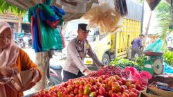 Patroli Dialogis Polres Lhokseumawe Sambangi Pedagang, Cegah Gangguan Kamtibmas di Pasar Inpres