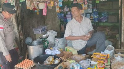 Patroli Dialogis Polsek Muara Satu Cegah Gangguan Kamtibmas di Pasar Tradisional