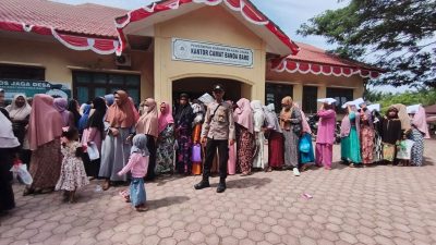Kawal Penyaluran Beras Bulog, Polsubsektor Banda Baro Pastikan Bantuan Tepat dan Aman