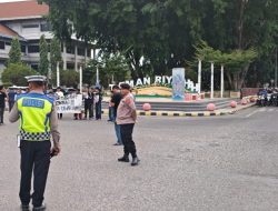 Polres Lhokseumawe Siagakan Personel Kawal Aksi Solidaritas Mahasiwa di Taman Riyadhah