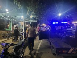 Polisi Patroli Malam Cegah Gangguan Kamtibmas di Banda Sakti