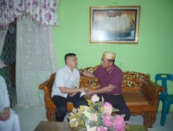 Kapolres Lhokseumawe Jenguk Brigadir M. Nouval yang Sakit Menahun