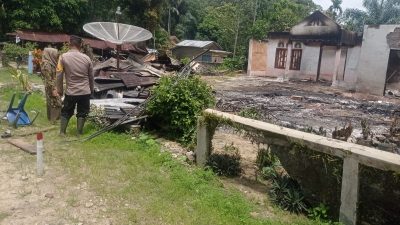 Dua Rumah Warga di Geureudong Pase Terbakar, Kerugian Ditaksir Rp300 Juta
