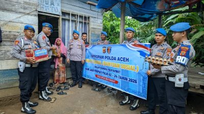 Sambut Hari Jadi Propam ke-24, Sipropam Polres Lhokseumawe Salurkan Bansos kepada Warga Kurang Mampu