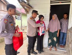 Bhayangkari Peduli HKGB ke-74, Polsek Simpang Keuramat Salurkan Bansos kepada 10 Warga Kurang Mampu