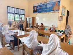Sat Binmas Polres Lhokseumawe Sosialisasikan Penerimaan SMA Kemala Taruna Bhayangkara di SMP Negeri 2 Muara Batu