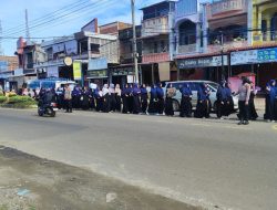 Polsek Muara Satu Amankan Pawai Santri Dayah Pendidikan Arun Peringati Hari Santri 2026