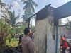 Polsek Muara Dua Bergerak Cepat Datangi Lokasi Kebakaran Rumah Warga, Kerugian Ditaksir Rp150 Juta